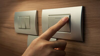 Selbstbestimmt leben zum Beispiel mit Schaltern auf Griffhöhe